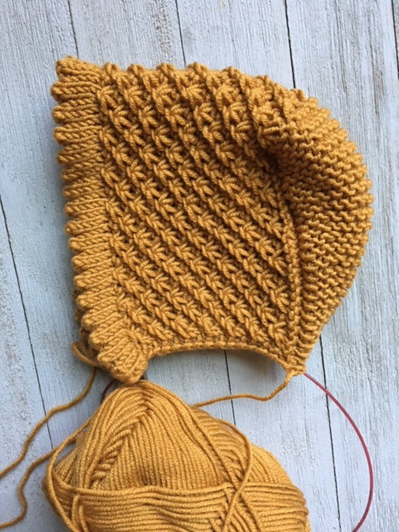 The Snowflake Bonnet Knitting Pattern