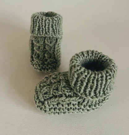 Newborn Baby Booties Knitting Pattern