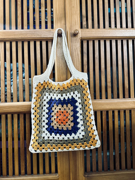 Granny Square Tote Bag Crochet Pattern