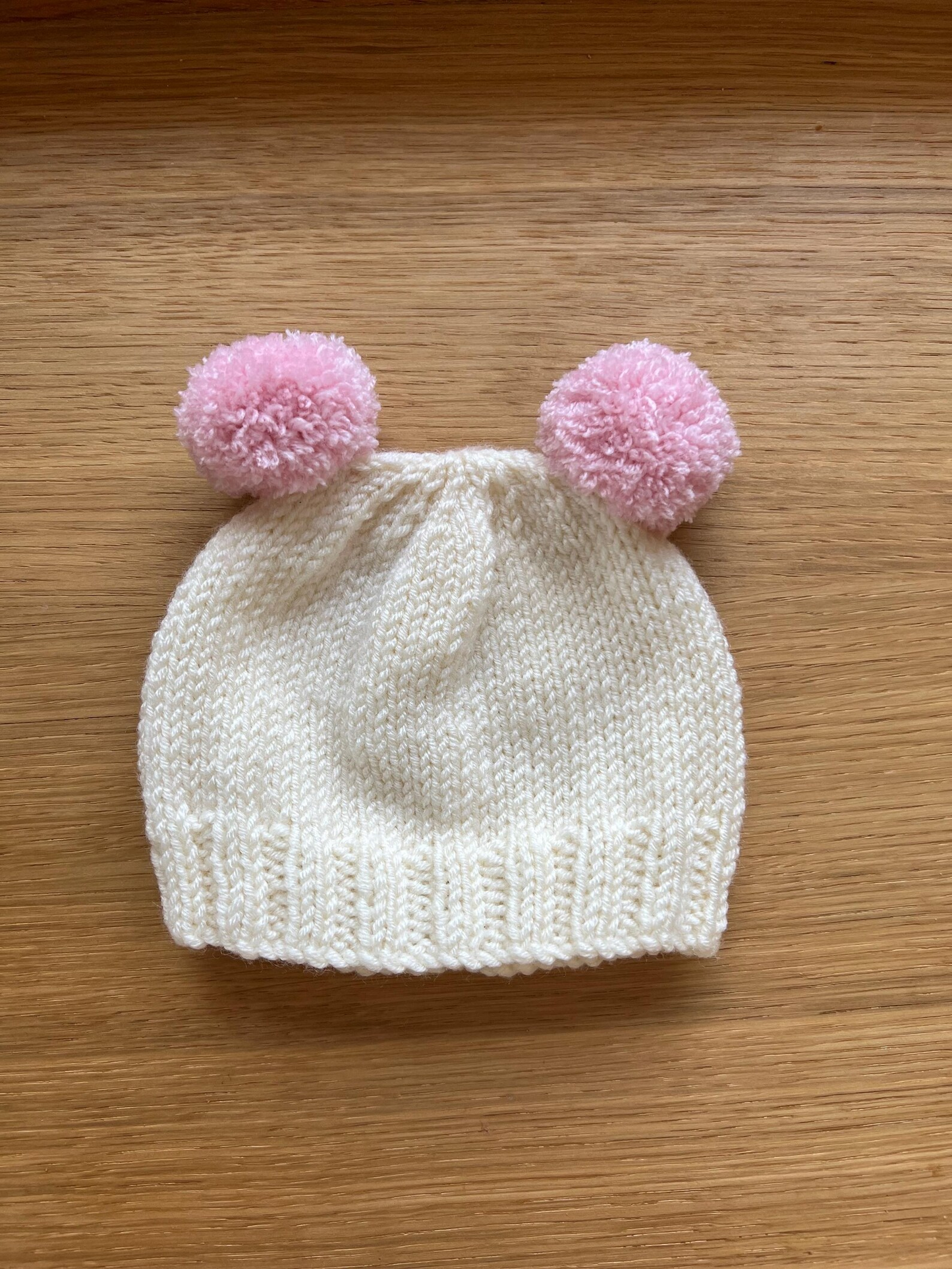 Pompom Beanie Hat Knitting Pattern