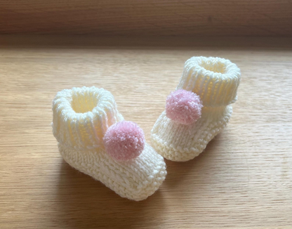 Pom Pom Booties Knitting Pattern