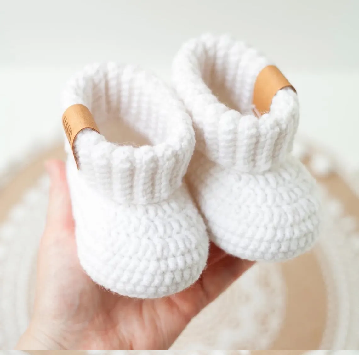 Crochet Baby Booties Pattern